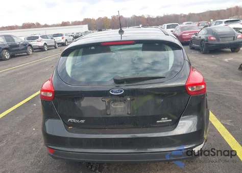 2015 Ford Focus Se z USA, uszkodzony, nr VIN 1FADP3K2XFL379082